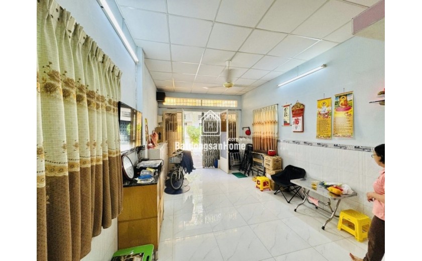 BÁN NHÀ TÂN BÌNH HXH 60M2 2 TẦNG NGANG 4M NỞ HẬU SÁT MT DÂN TRÍ NGUYỄN TRỌNG TUYỂN 6.8 TỶ.